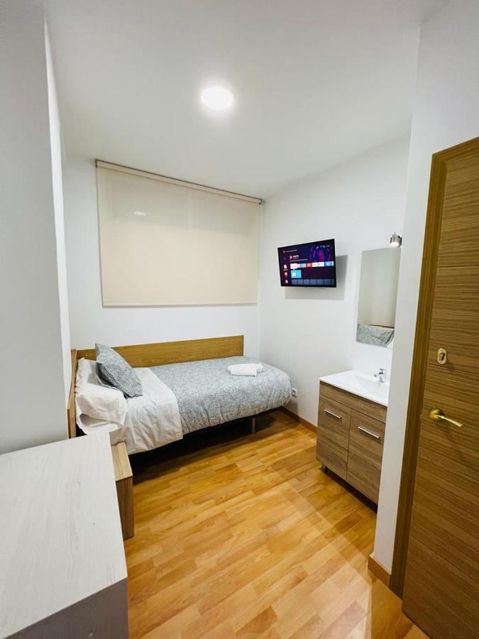 Hospedaje Colonia Vallecas Madrid Exterior foto